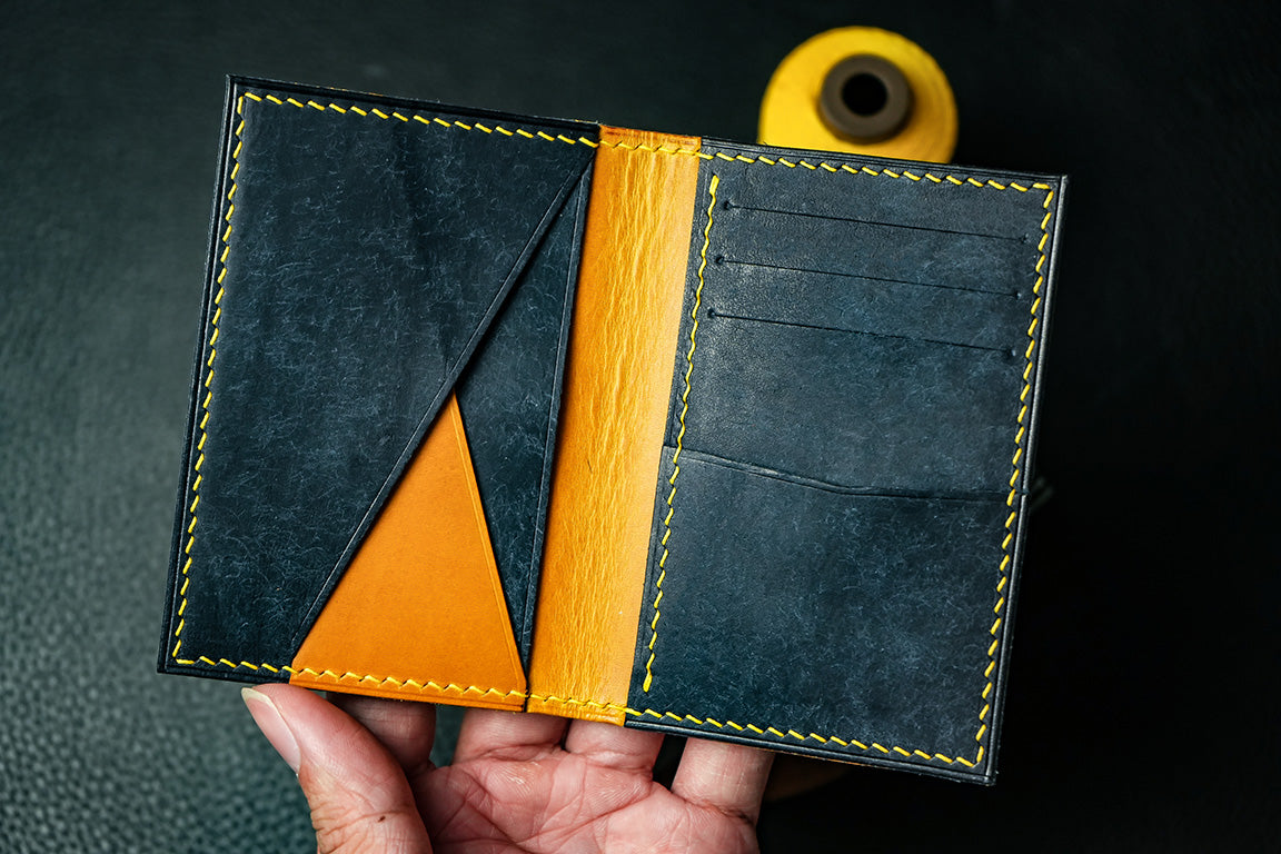 VEG TANNED BIFOLD CARD HOLDER