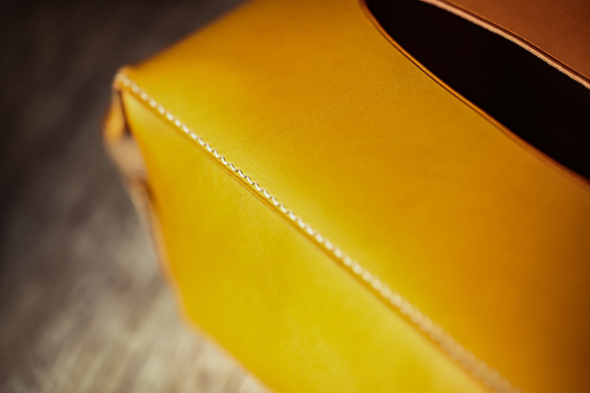 VEG TANNED TISSUE BOX HOLDER