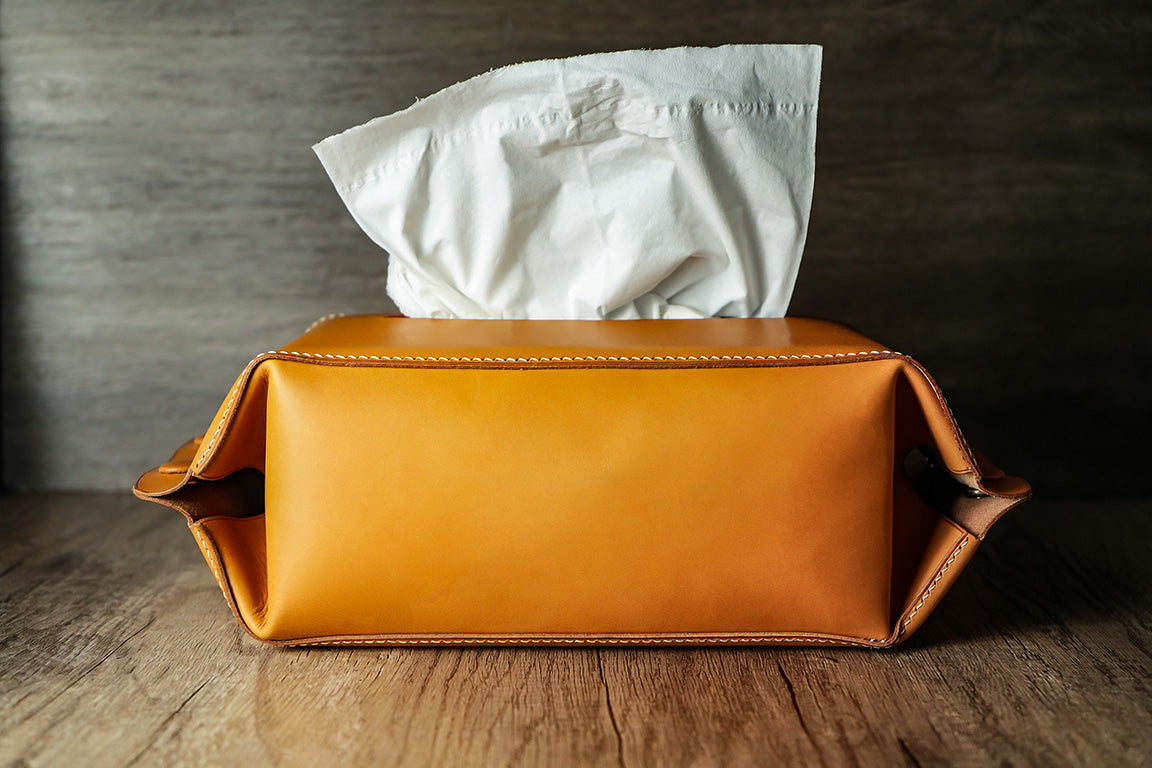 VEG TANNED TISSUE BOX HOLDER